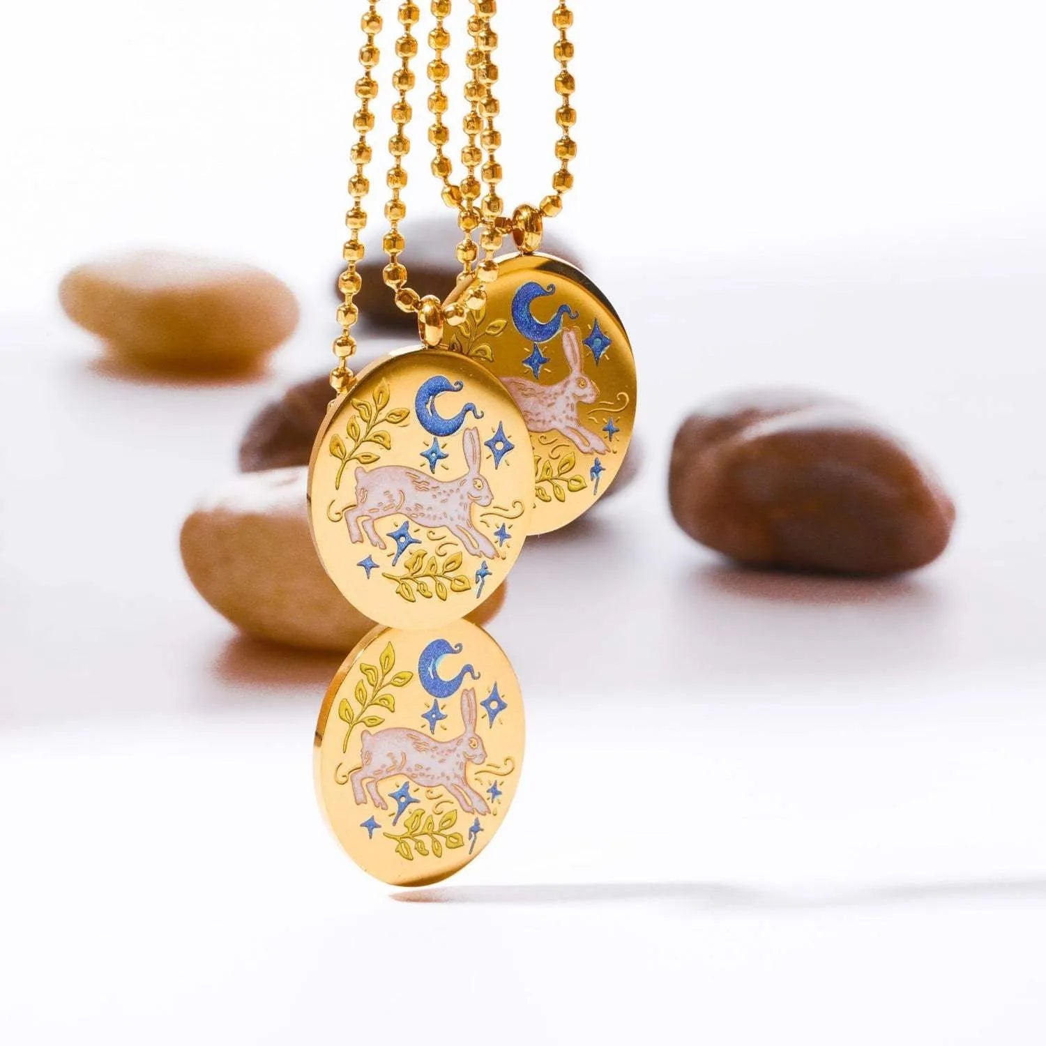 Brass 18K Gold-Plated Coin Shape Pendant Necklace Necklaces - Tophatter Daily Deals