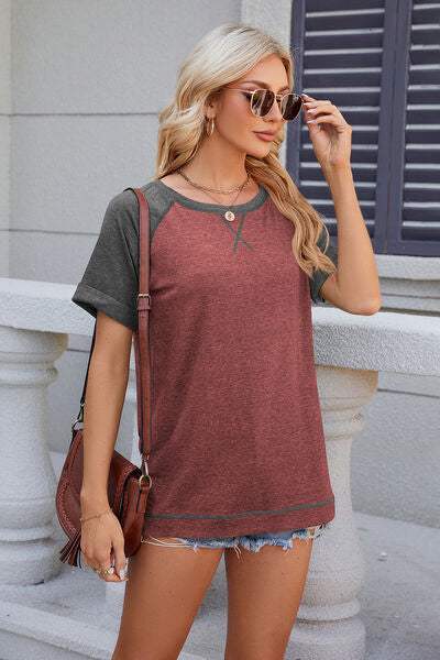 Round Neck Short Sleeve T-Shirt Women's T-Shirts - Tophatter Daily Deals