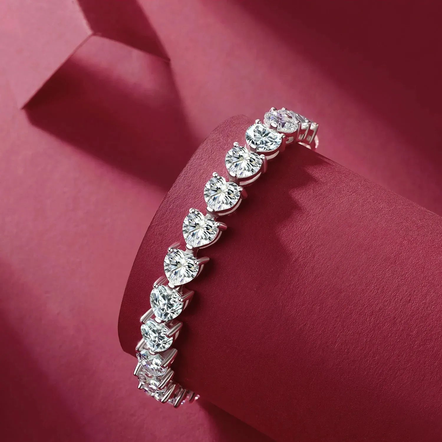 24 Carat Moissanite 925 Sterling Silver Heart Bracelet Moissanite - Tophatter Daily Deals