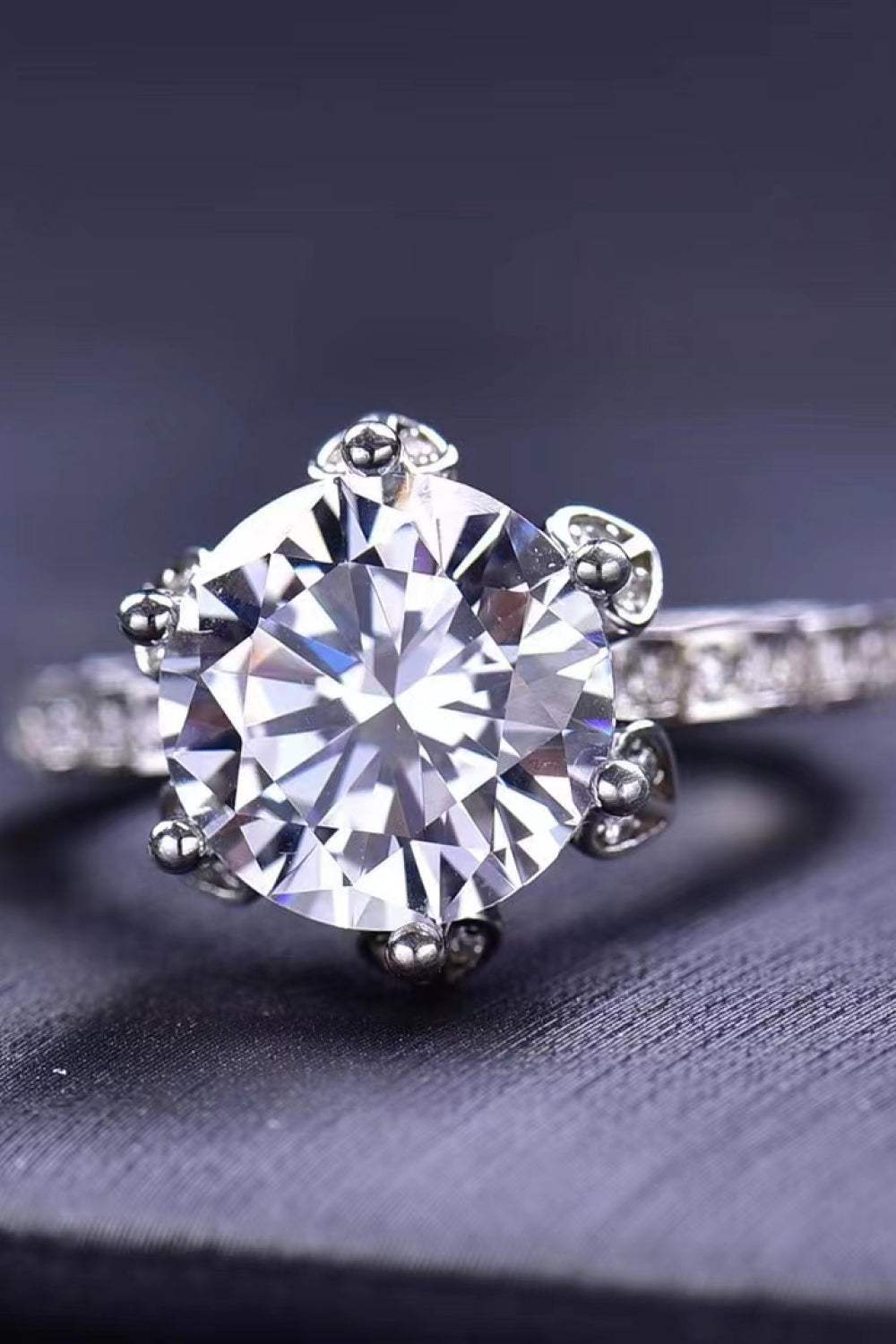 5 Carat Moissanite Heart 925 Sterling Silver Ring Moissanite - Tophatter Daily Deals