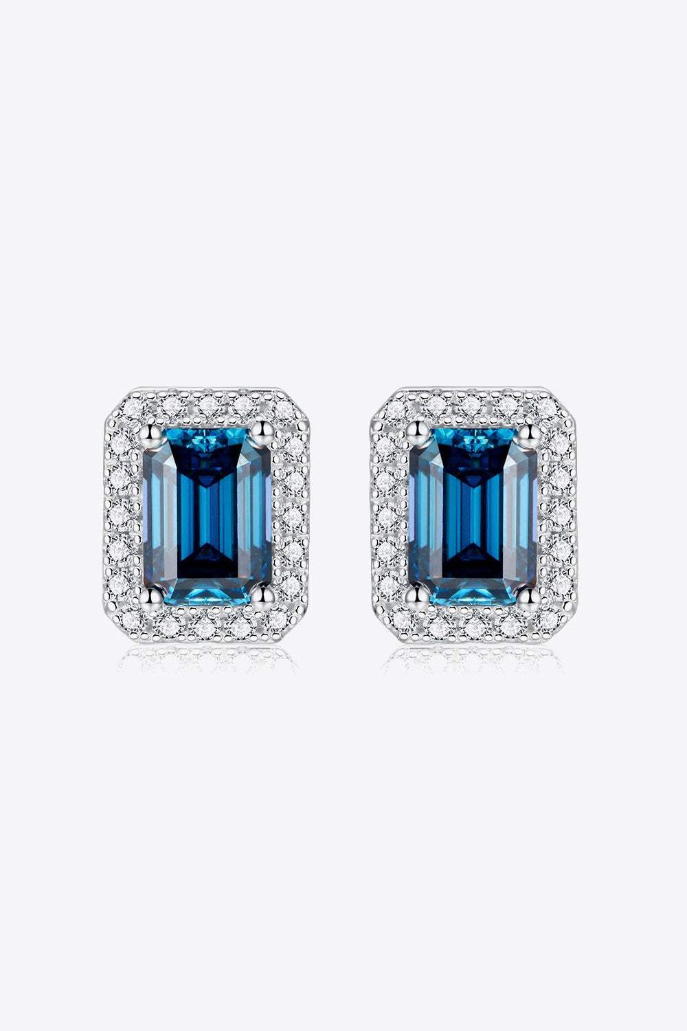 2 Carat Moissanite Stud Earrings in Indigo Indigo One Size Moissanite - Tophatter Daily Deals