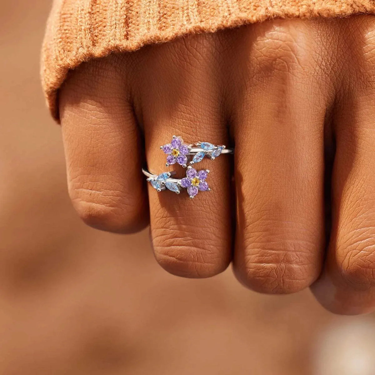 Flower Shape Inlaid Zircon 925 Sterling Silver Ring Rings - Tophatter Daily Deals