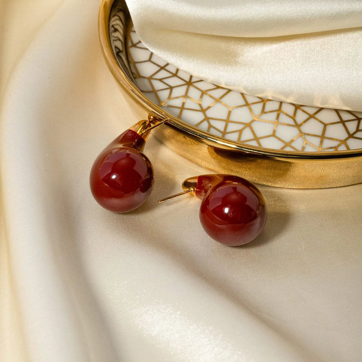 Stainless Steel Dripping Oil Earrings Earrings - Tophatter Daily Deals