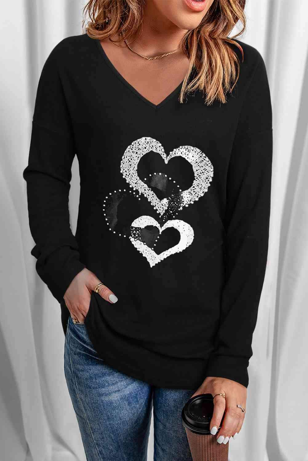 Heart Contrast V-Neck Long Sleeve Tee Women's T-Shirts - Tophatter Daily Deals