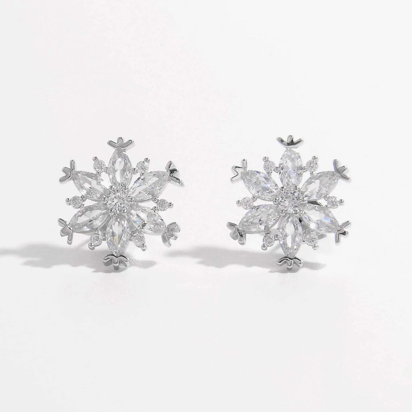 925 Sterling Silver Zircon Snowflake Earrings Silver One Size Earrings - Tophatter Daily Deals