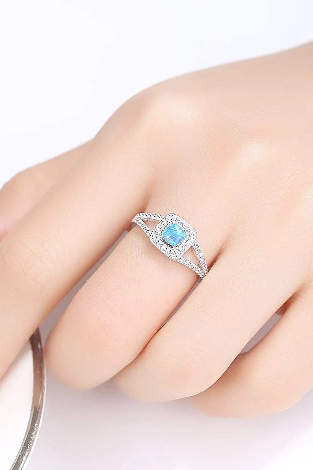 Opal 925 Sterling Silver Split Shank Ring Opal - Tophatter Daily Deals