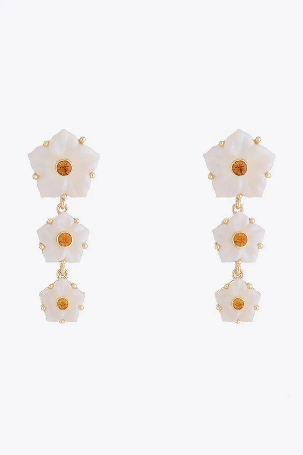 Contrast Resin Flower Earrings White One Size Earrings - Tophatter Daily Deals