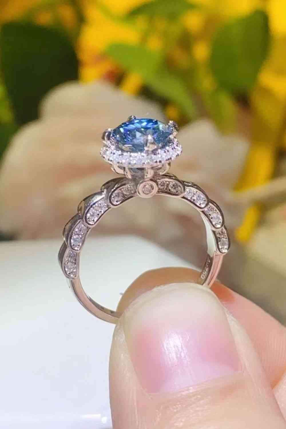 925 Sterling Silver 1 Carat Moissanite Cluster Ring Royal Blue Moissanite - Tophatter Daily Deals