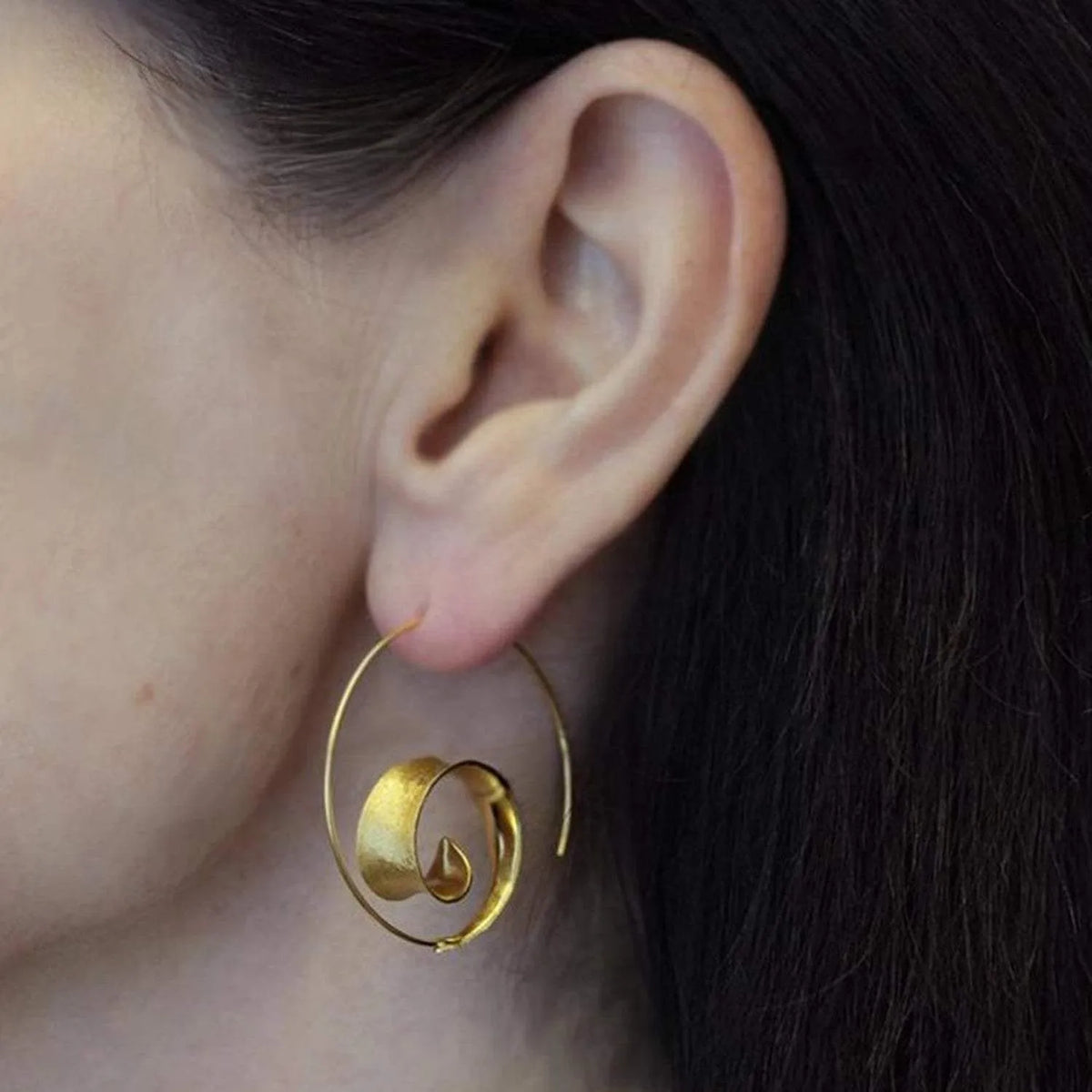 Spiral Design Hoop Earrings Earrings - Tophatter Daily Deals