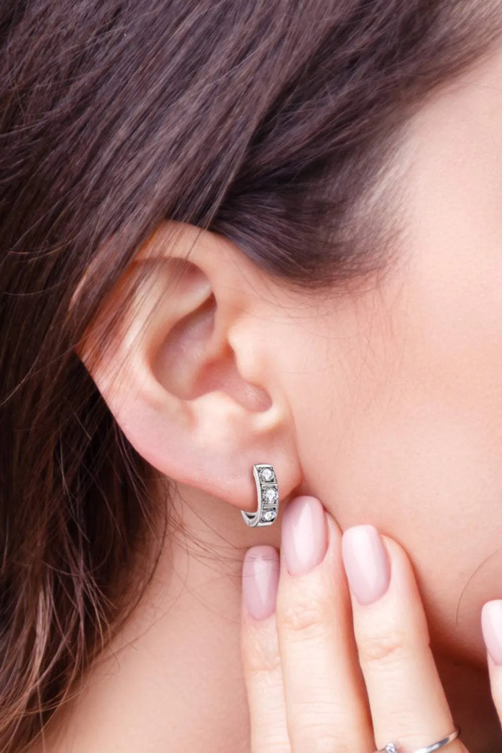 Inlaid Moissanite Huggie Earrings Moissanite - Tophatter Daily Deals