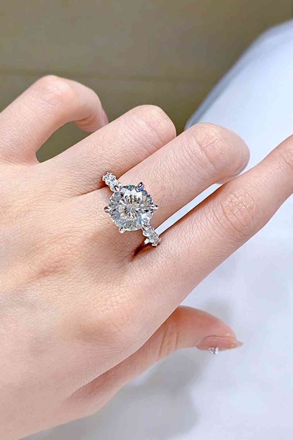 5 Carat Moissanite Side Stone Ring Moissanite - Tophatter Daily Deals