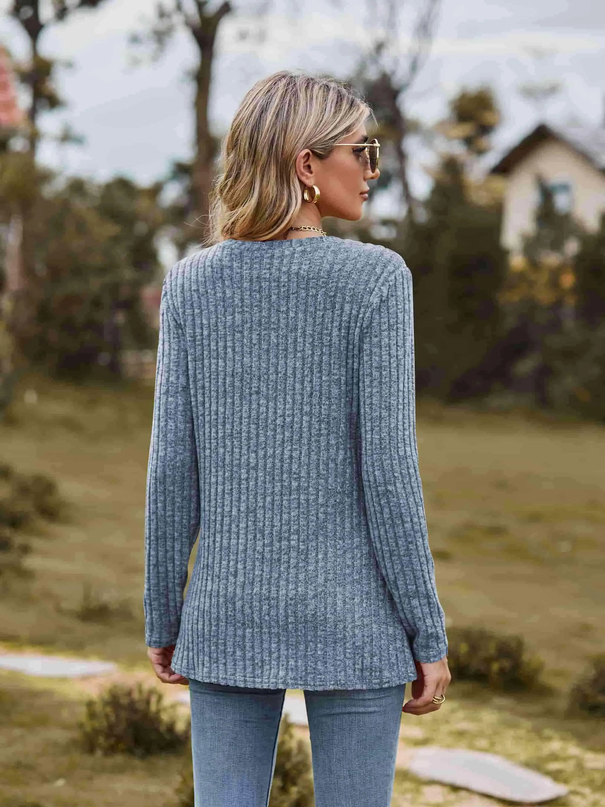 Ribbed Round Neck Long Sleeve Tee Women's T-Shirts - Tophatter Daily Deals