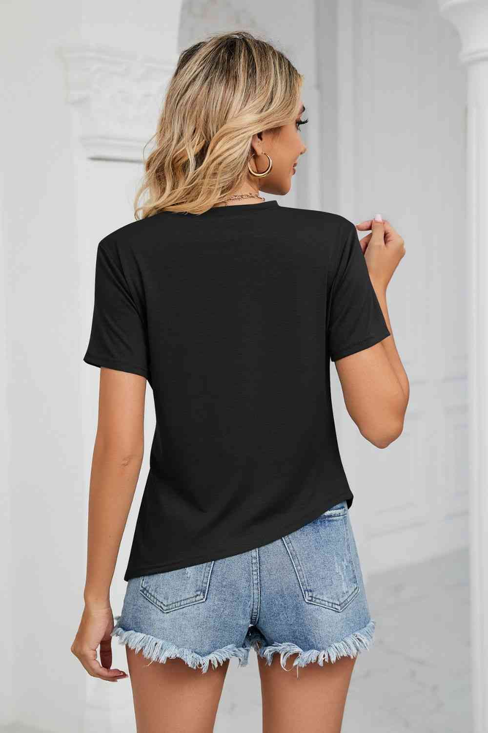 Ruched Hem Detail Crewneck T-Shirt Women's T-Shirts - Tophatter Daily Deals