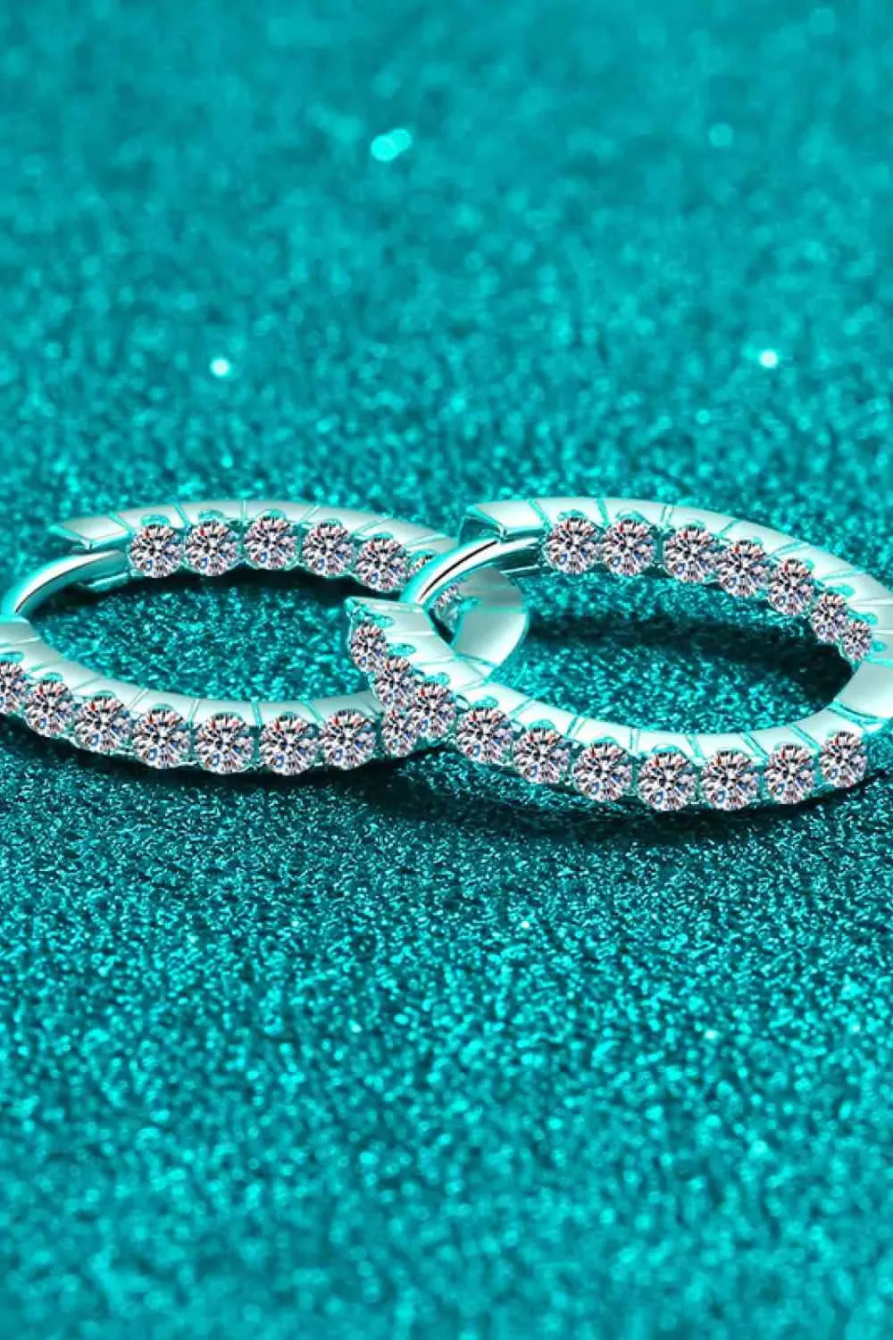 Moissanite 925 Sterling Silver Huggie Earrings Moissanite - Tophatter Daily Deals