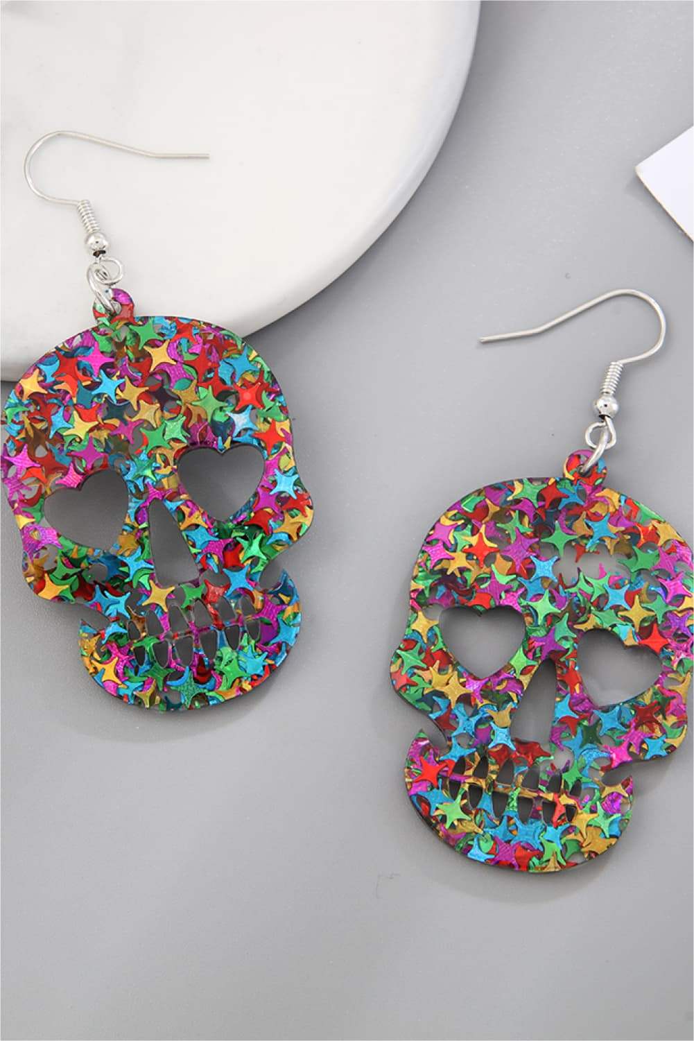 Acrylic Skull Drop Earrings Earrings - Tophatter Daily Deals