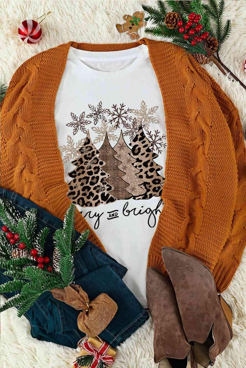 Christmas Tree Graphic Short Sleeve T-Shirt Women's T-Shirts - Tophatter Daily Deals