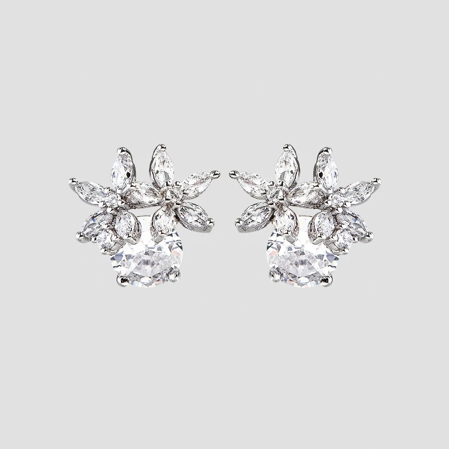 Zircon 925 Sterling Silver Flower Stud Earrings Earrings - Tophatter Daily Deals