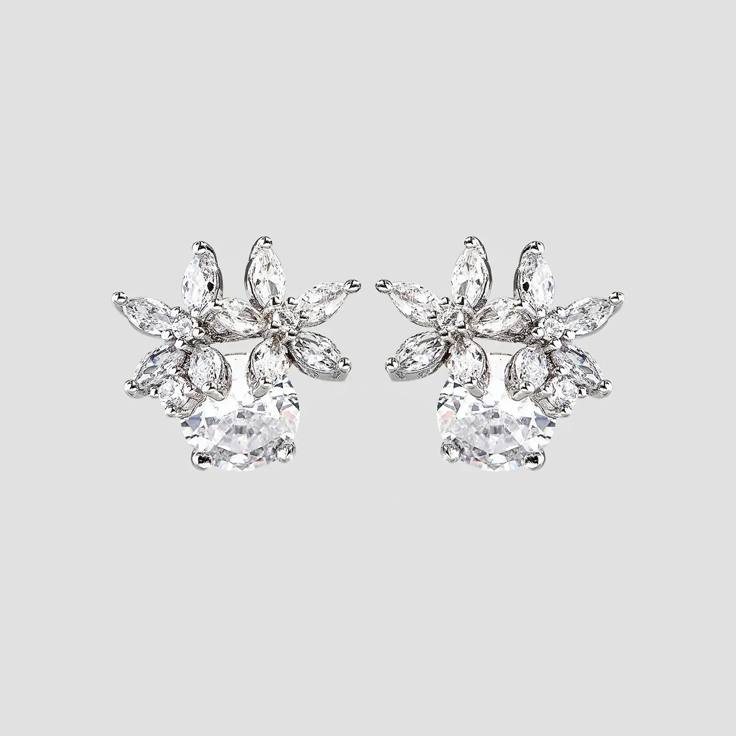 Zircon 925 Sterling Silver Flower Stud Earrings Earrings - Tophatter Daily Deals