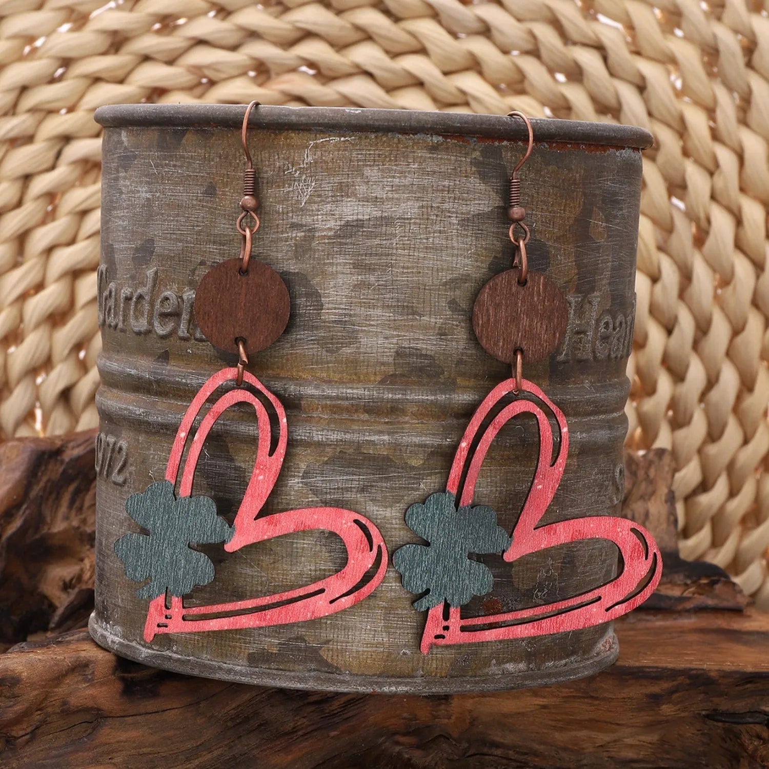 Wood Cutout Heart Dangle Earrings Earrings - Tophatter Daily Deals