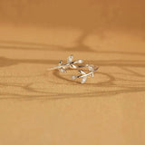 925 Sterling Silver Zircon Leaf Shape Ring Silver One Size Rings - Tophatter Daily Deals