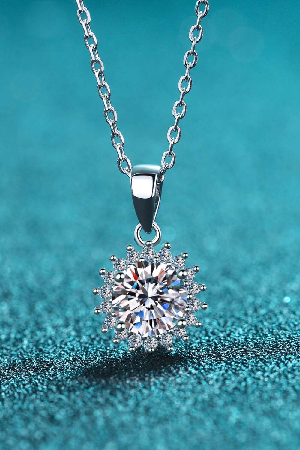 925 Sterling Silver Moissanite Pendant Necklace Moissanite - Tophatter Daily Deals