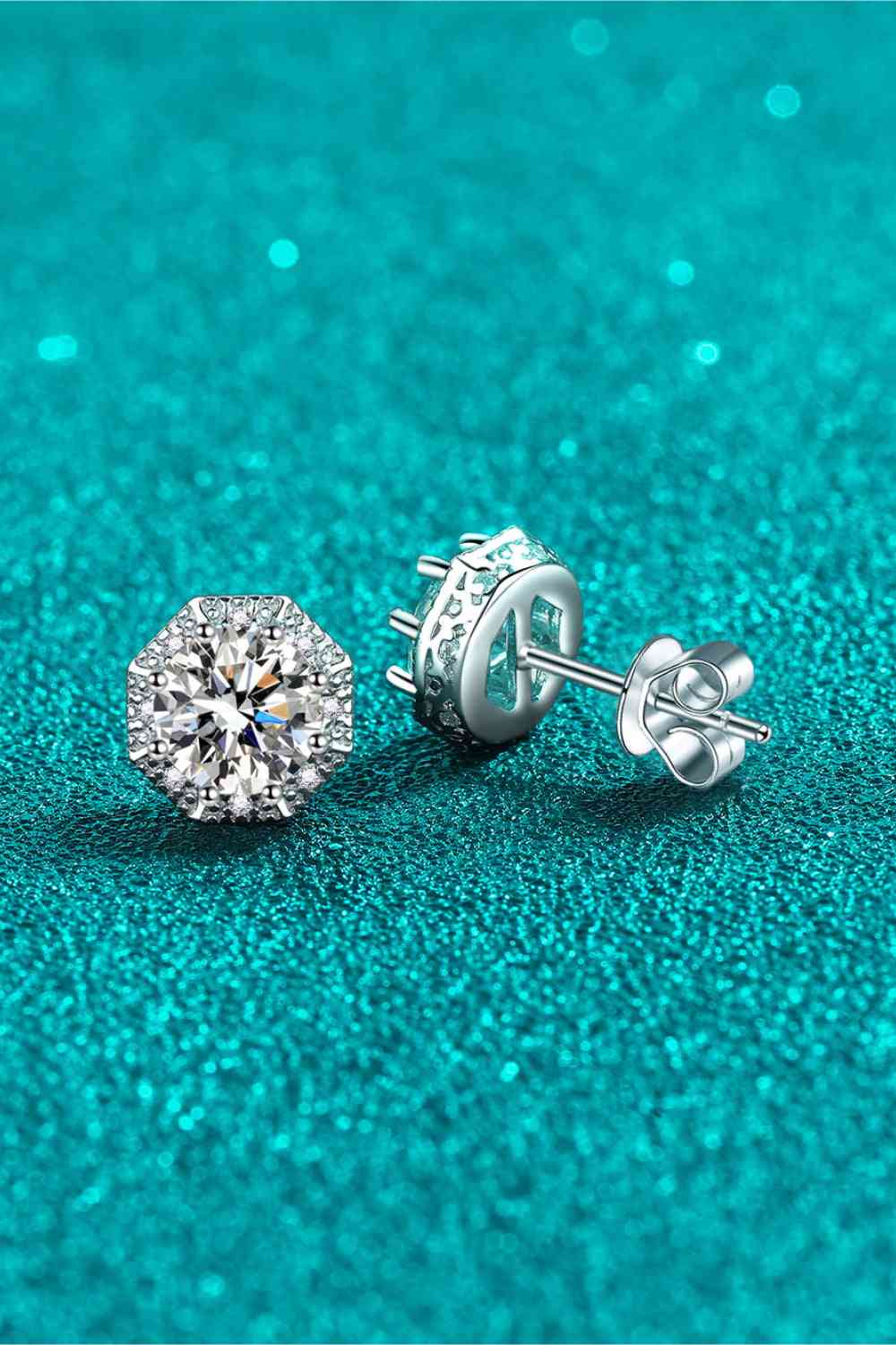 2 Carat Moissanite 925 Sterling Silver Stud Earrings Moissanite - Tophatter Daily Deals