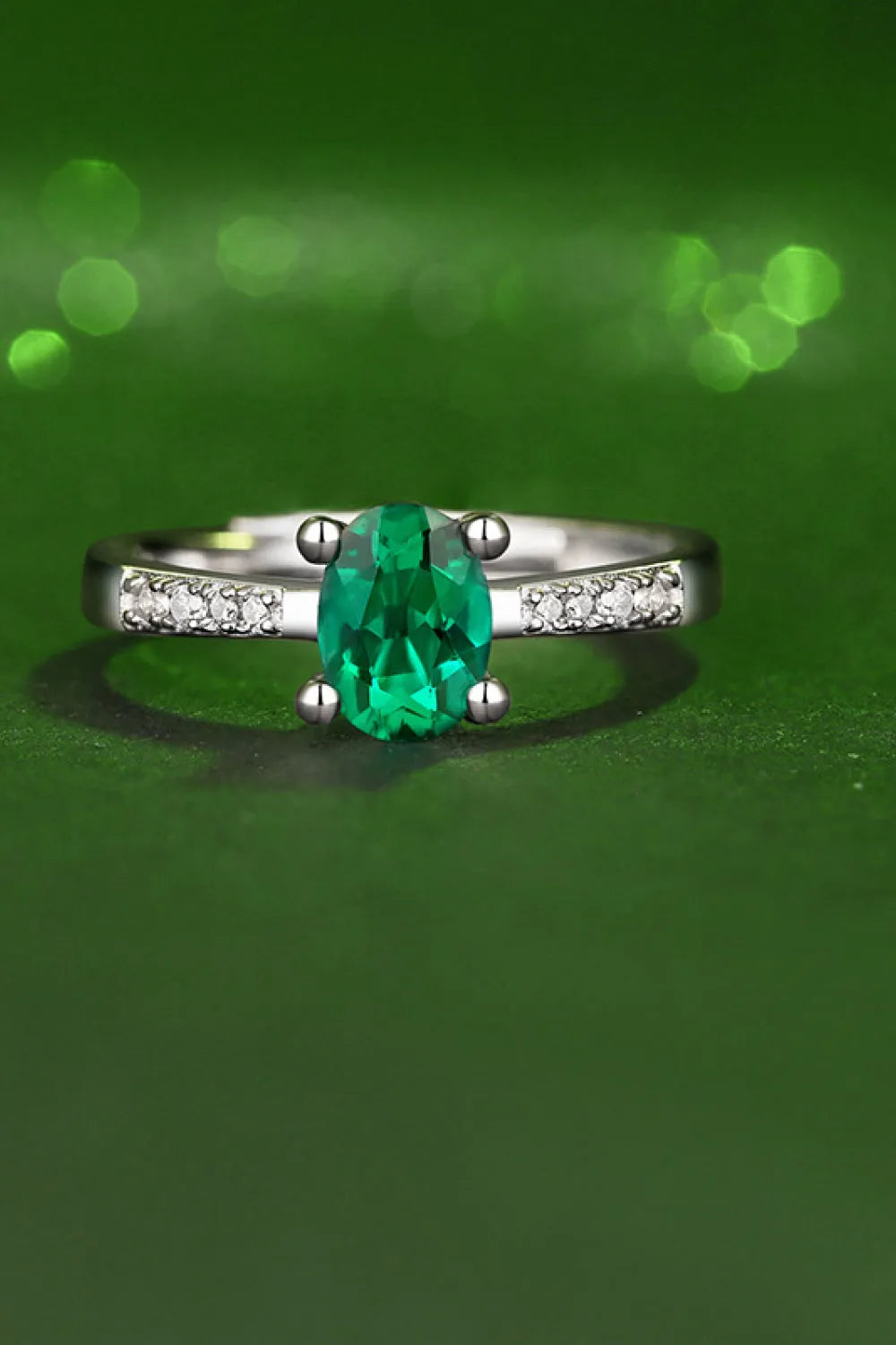 1 Carat Lab-Grown Emerald Side Stone Ring Rings - Tophatter Daily Deals