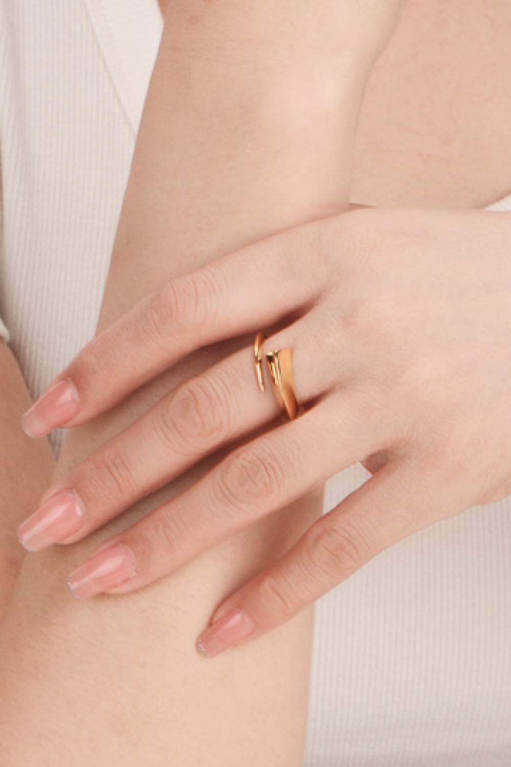 18K Gold-Plated Copper Bypass Ring Rings - Tophatter Daily Deals