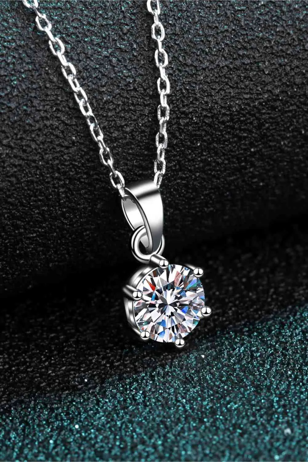 1 Carat Moissanite 925 Sterling Silver Necklace Moissanite - Tophatter Daily Deals