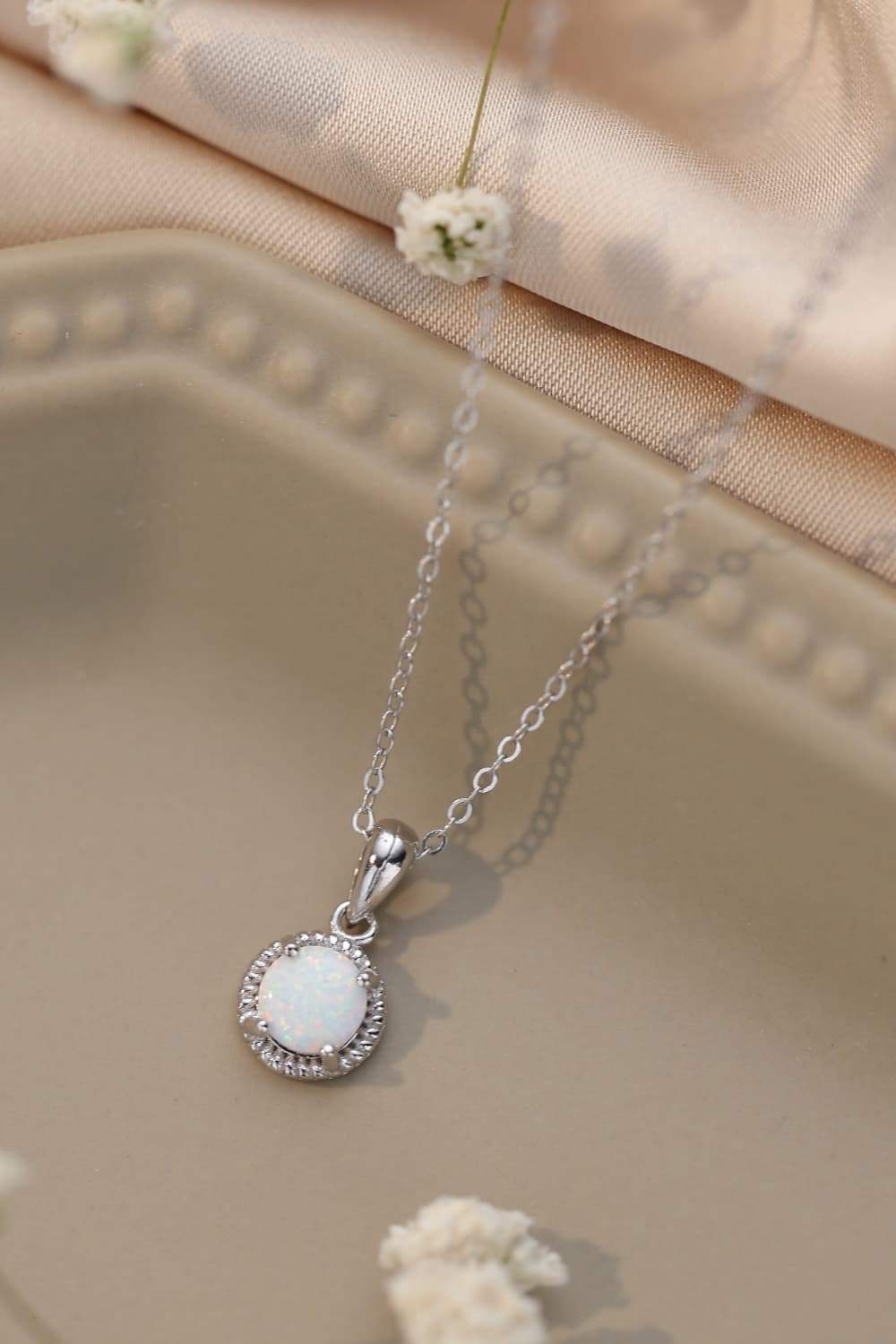 Opal Round Pendant Chain Necklace Opal - Tophatter Daily Deals