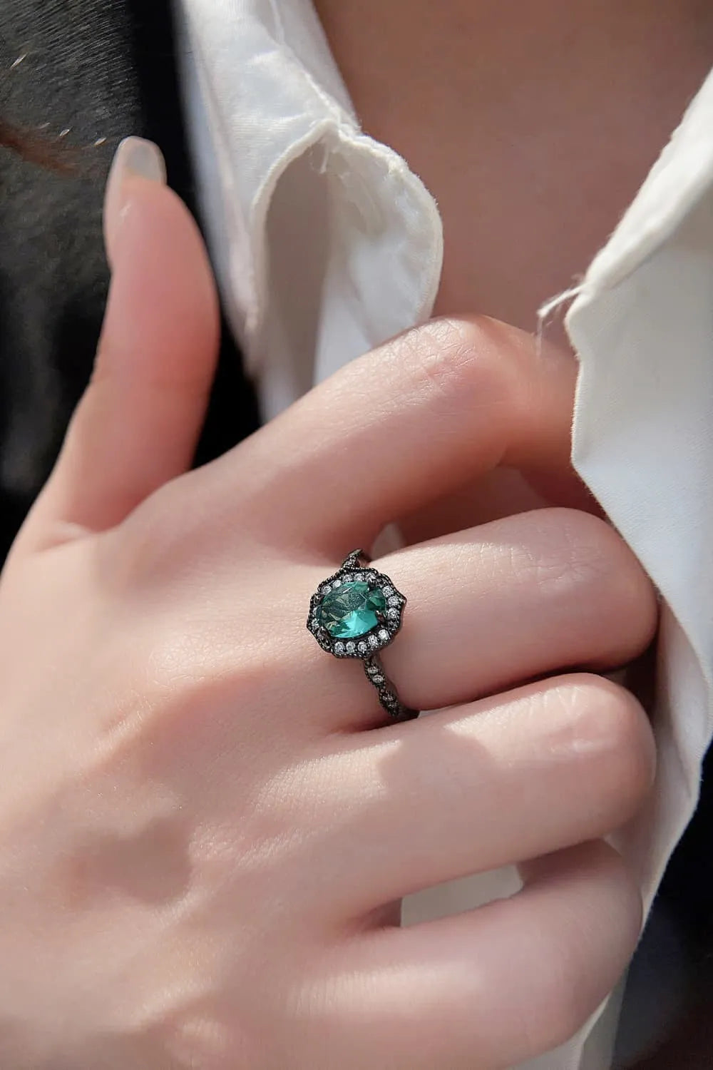 925 Sterling Silver Paraiba Blue Zircon 4-Prong Ring Black Rings - Tophatter Daily Deals