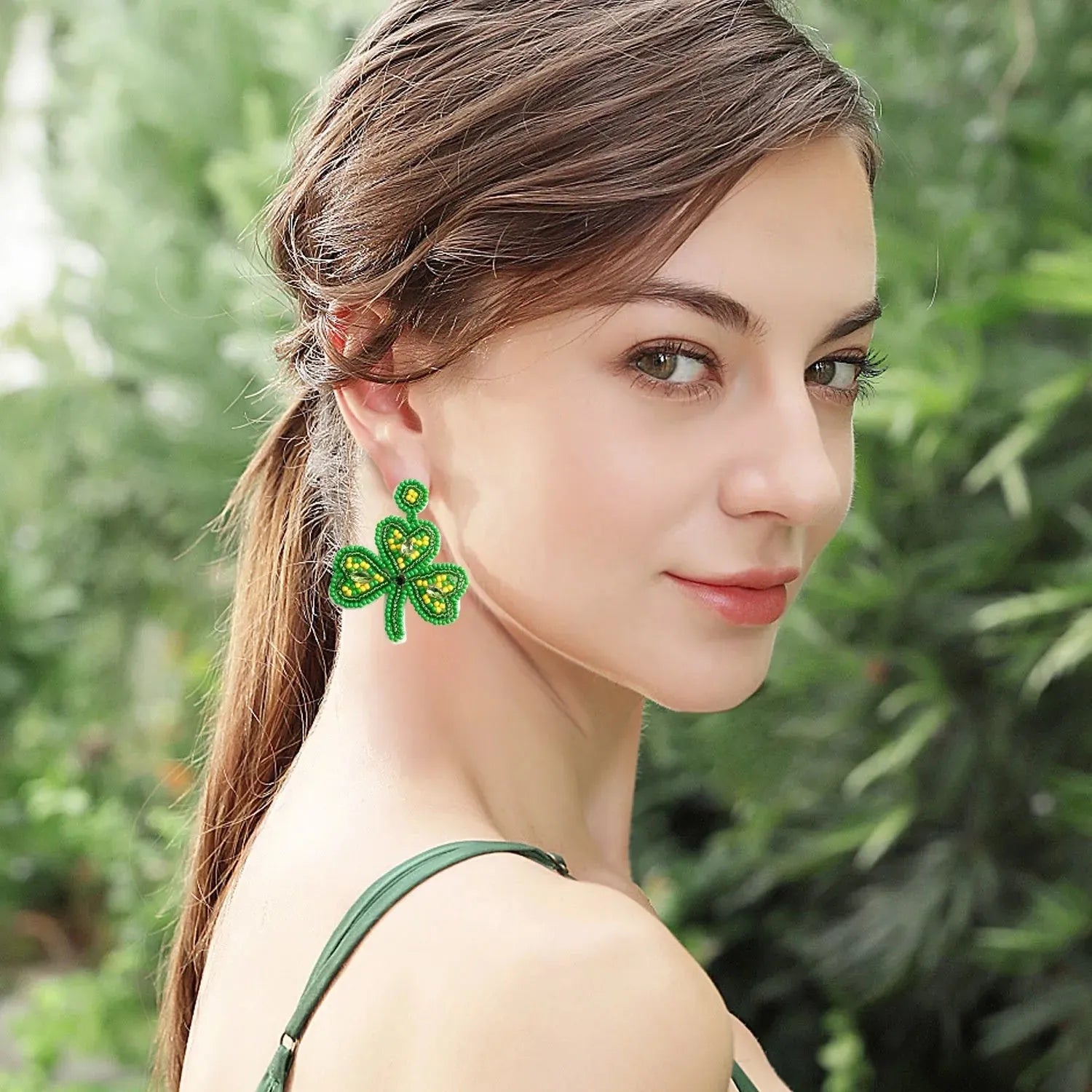 Beaded Stainless Steel Leaf Dangle Earrings Mid Green One Size Earrings - Tophatter Daily Deals