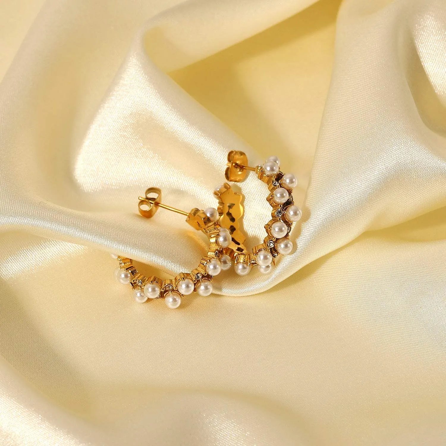 Pearl Rhinestone C-Hoop Earrings Earrings - Tophatter Daily Deals