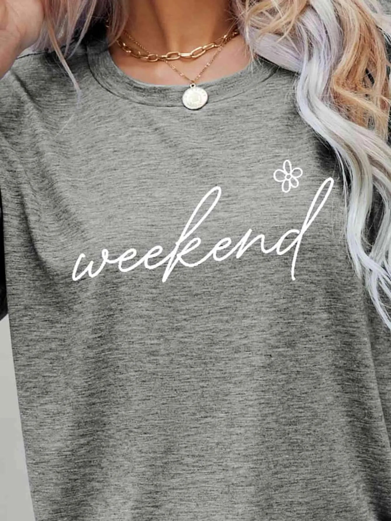 WEEKEND Flower Graphic Short Sleeve Tee Women's T-Shirts - Tophatter Daily Deals