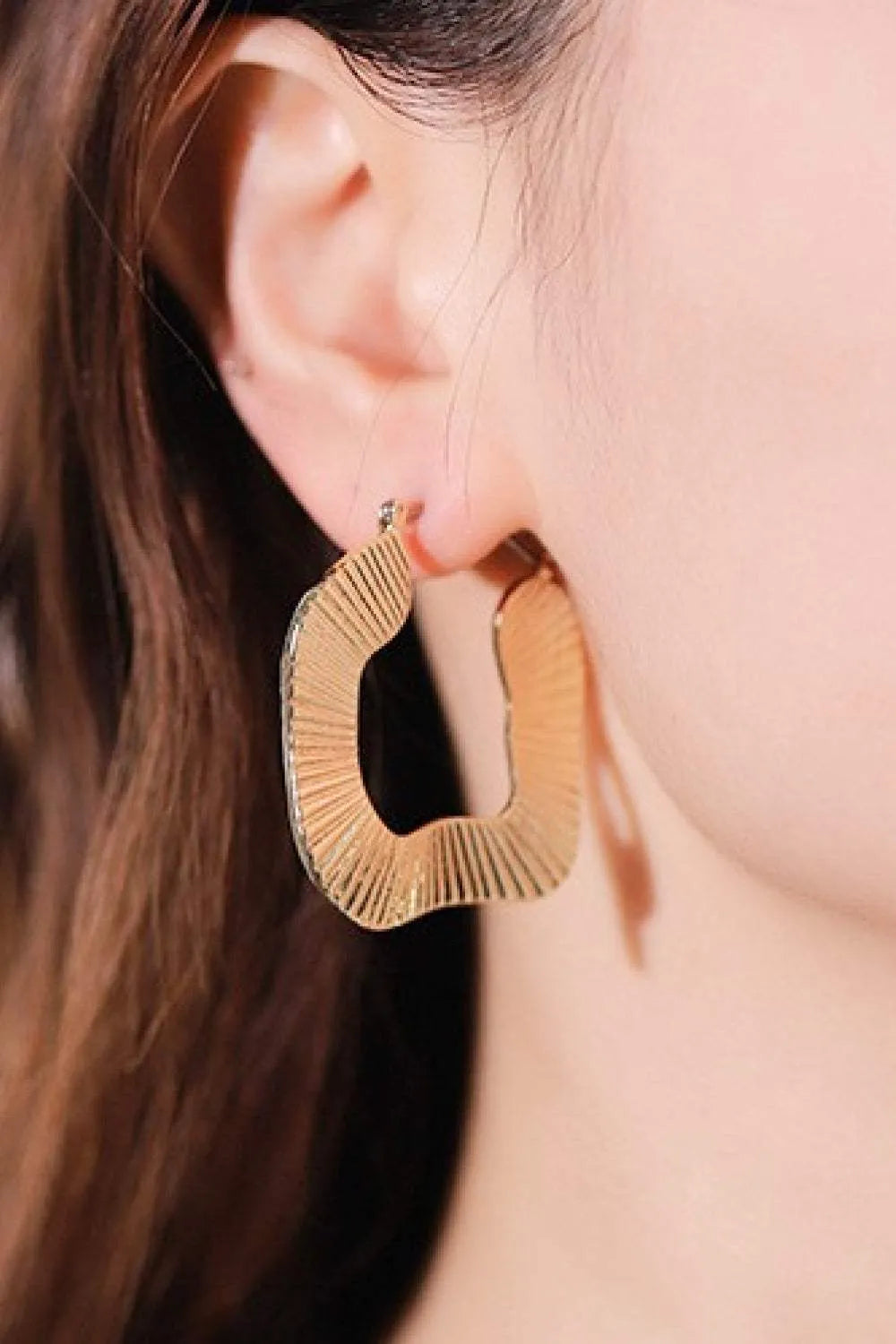 Ribbed Alloy Earrings Gold One Size Earrings - Tophatter Daily Deals