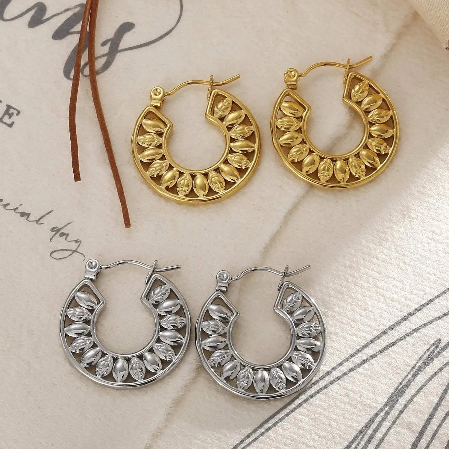 Stainless Steel Cutout Leaf Shape Huggie Earrings Earrings - Tophatter Daily Deals