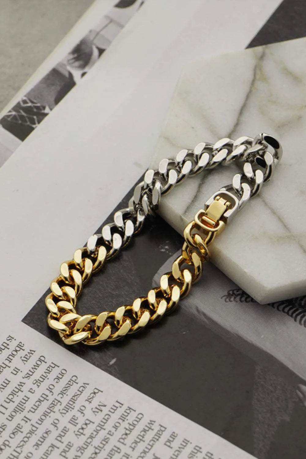 Two-Tone Chunky Chain Bracelet Bracelets - Tophatter Daily Deals