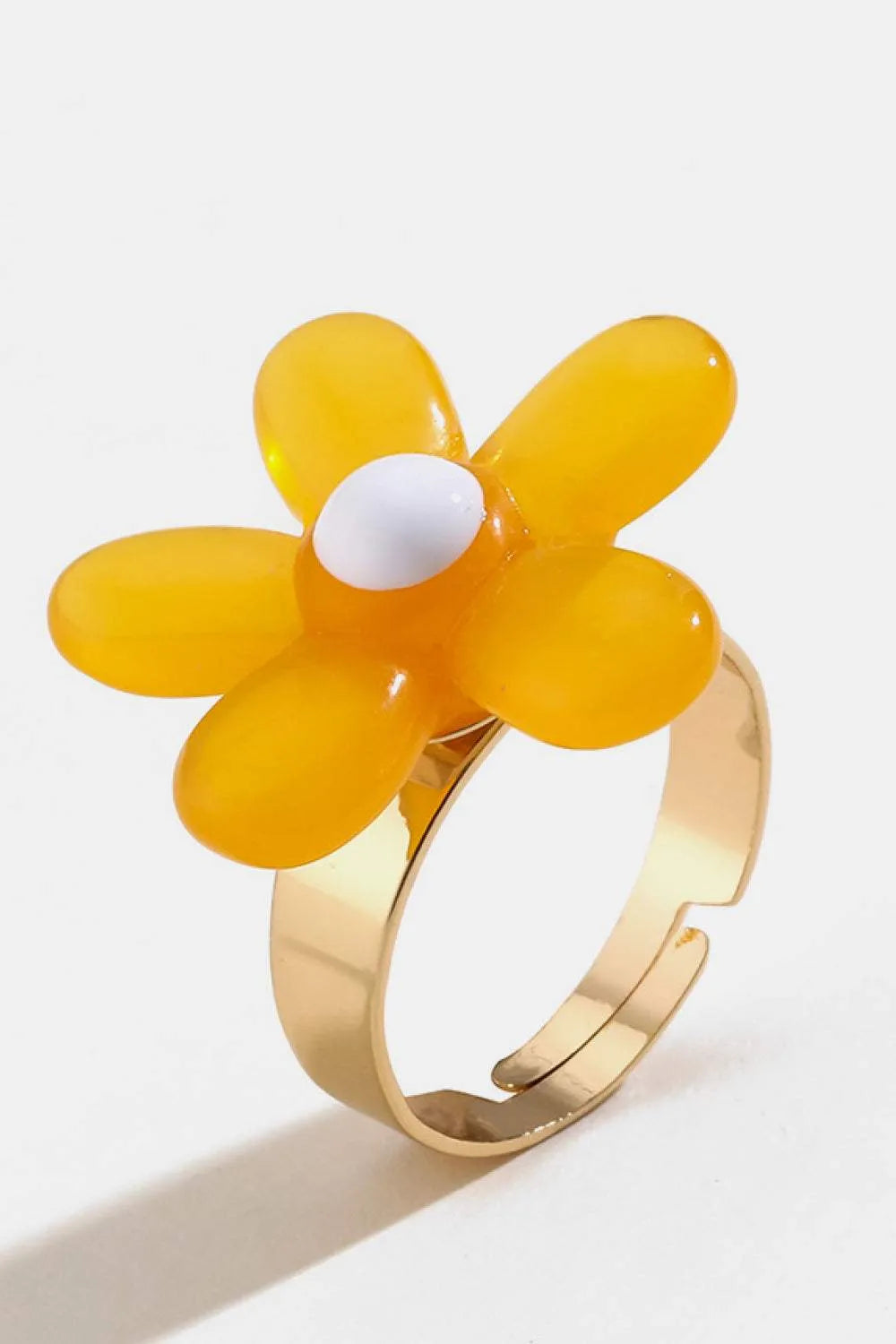 Flower Shape Resin Ring Rings - Tophatter Daily Deals