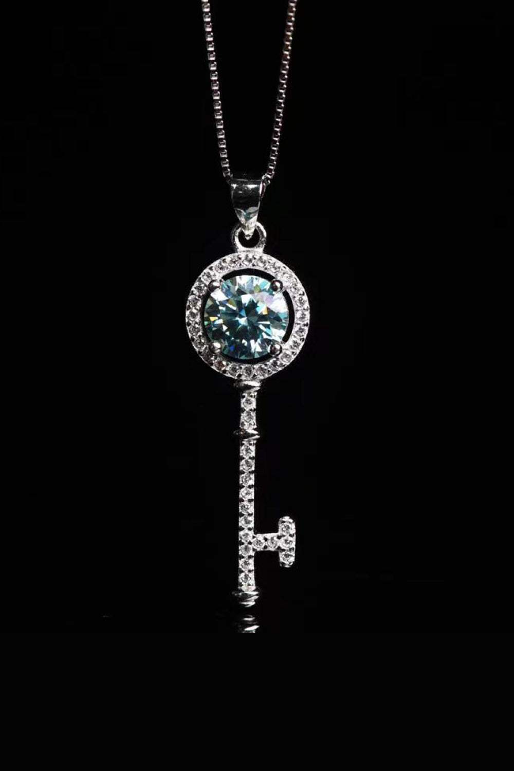 1 Carat Moissanite Key Pendant Necklace Moissanite - Tophatter Daily Deals