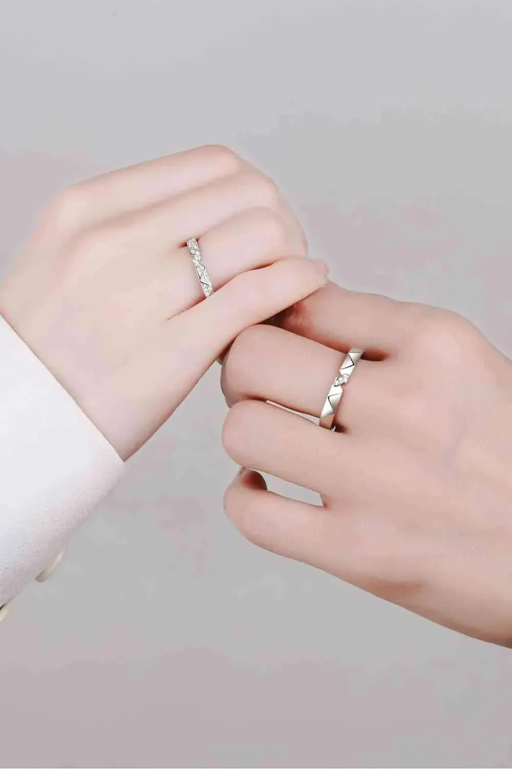 Moissanite Minimalist Rhodium-Plated Ring Women Moissanite - Tophatter Daily Deals