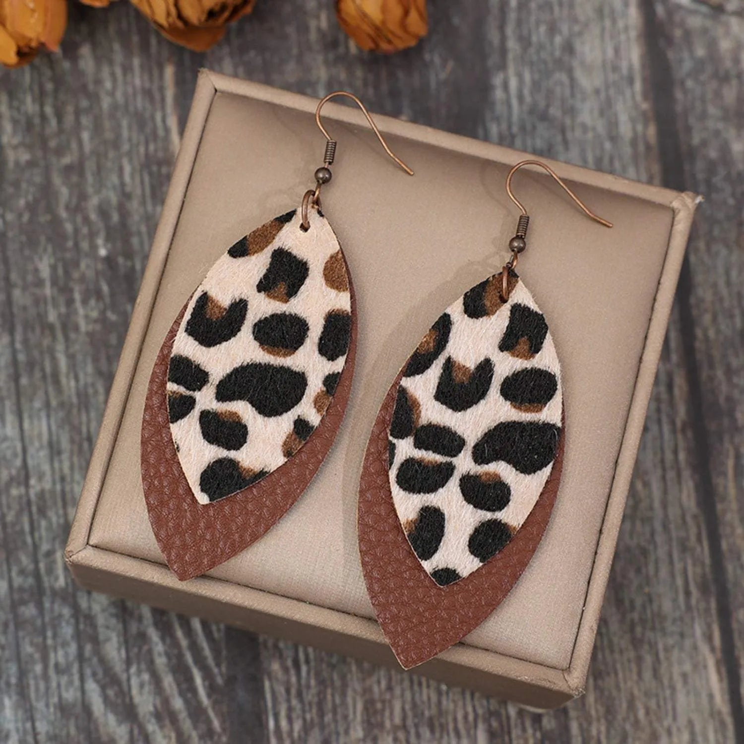 Leaf Shape Leather Dangle Earrings Earrings - Tophatter Daily Deals
