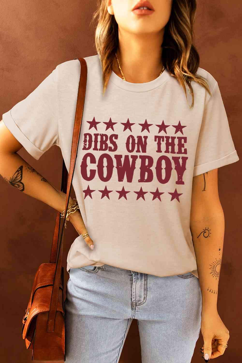 DIBS ON THE COWBOY Round Neck Tee Shirt Light Apricot - Tophatter Daily Deals