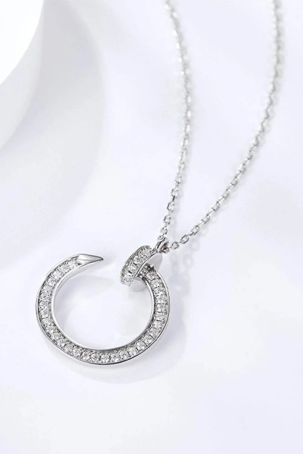 1 Carat Moissanite Open Ring Pendant Necklace Moissanite - Tophatter Daily Deals