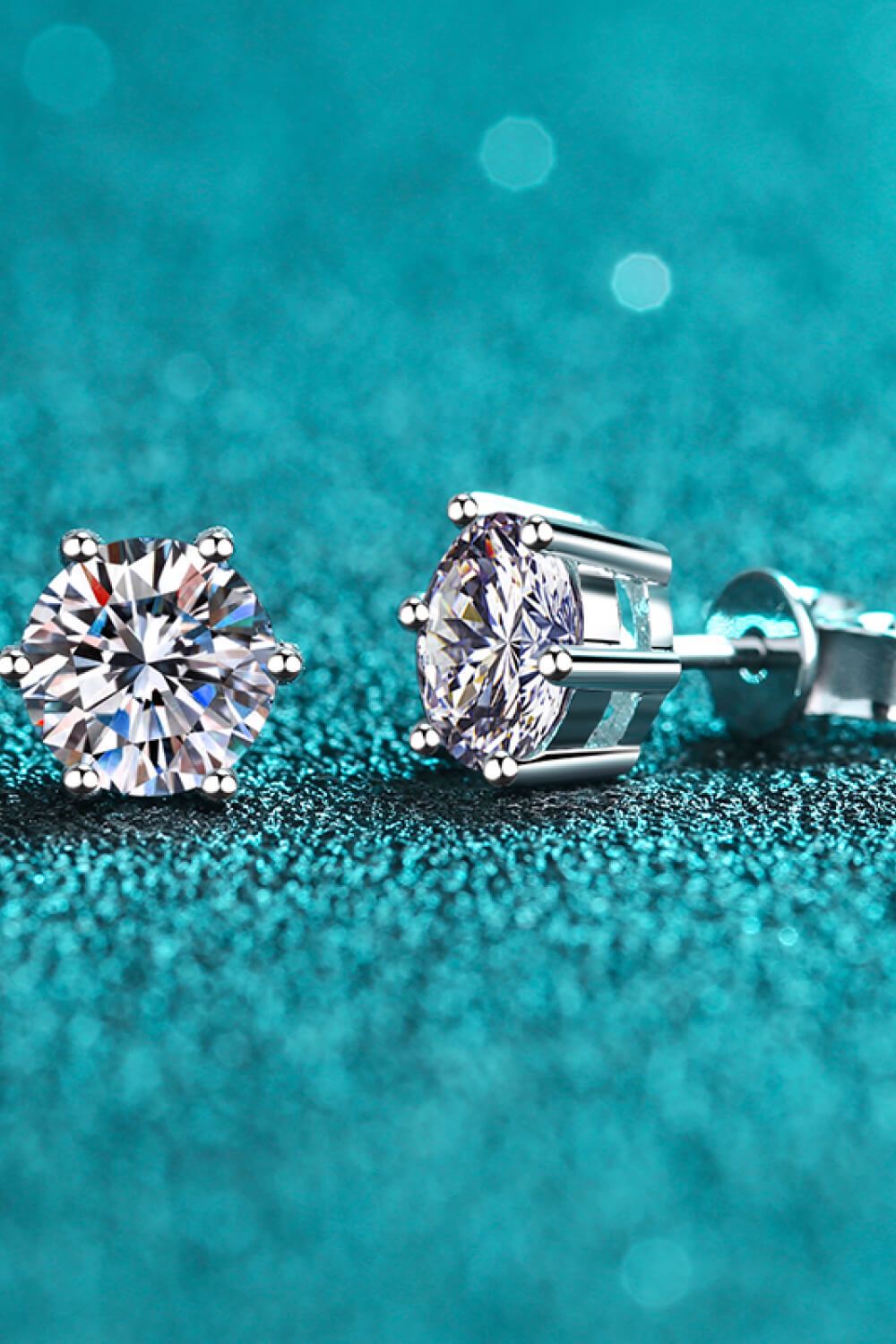 Adored Moissanite Stud Earrings - Tophatter Deals