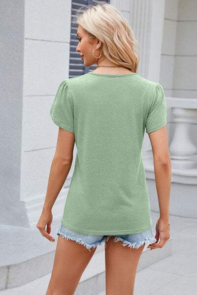 V-Neck Short Sleeve T-Shirt Women's T-Shirts - Tophatter Daily Deals