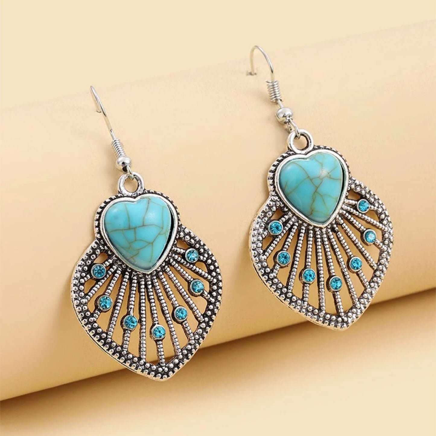 Artificial Turquoise Rhinestone Heart and Leaf Shape Earrings Earrings - Tophatter Daily Deals