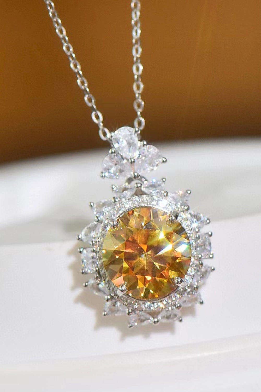 5 Carat Yellow Moissanite Pendant Necklace Yellow White One Size Moissanite - Tophatter Daily Deals