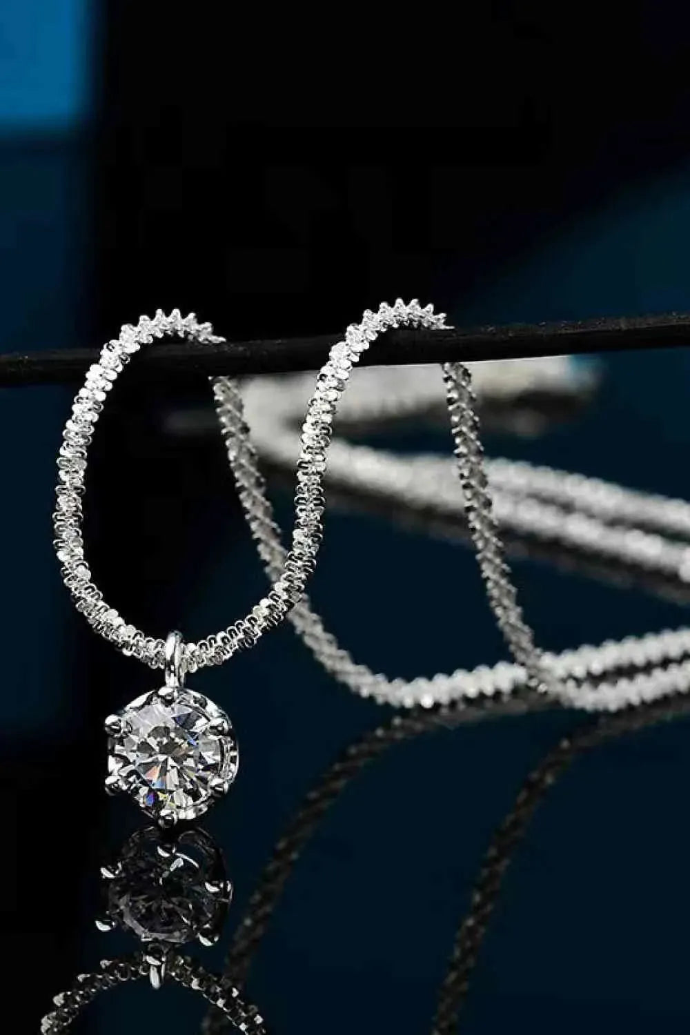 1 Carat Moissanite 925 Sterling Silver Necklace Moissanite - Tophatter Daily Deals