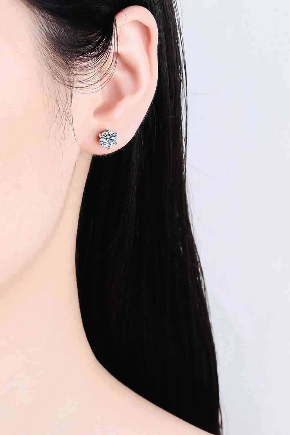 1 Carat Moissanite Rhodium-Plated Stud Earrings Moissanite - Tophatter Daily Deals