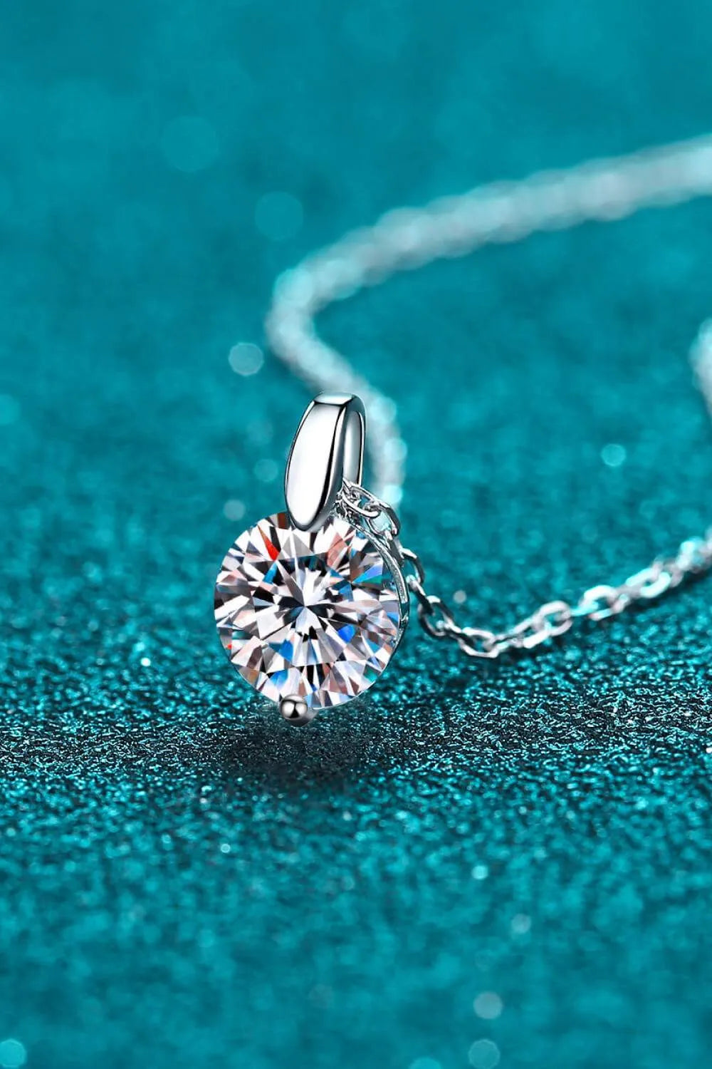 Minimalist 925 Sterling Silver Moissanite Pendant Necklace Moissanite - Tophatter Daily Deals